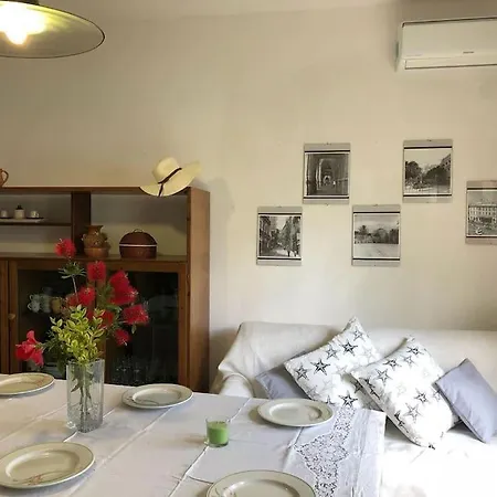 Una Finestra Sul Mare Santa Margherita di Pula Exterior photo